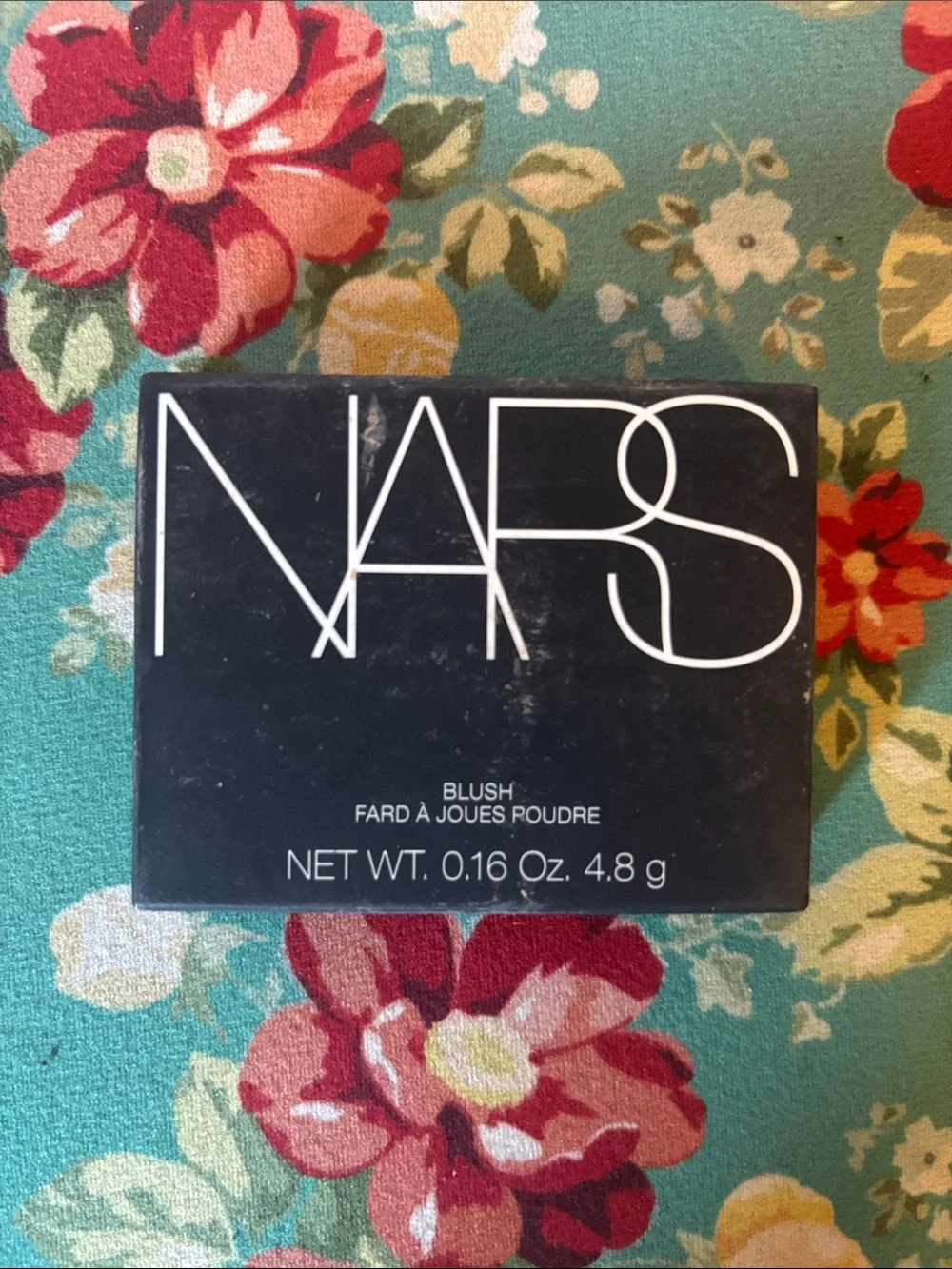 NARS Powder Blush in Shade Behave, NIB - Picture 2 of 7
